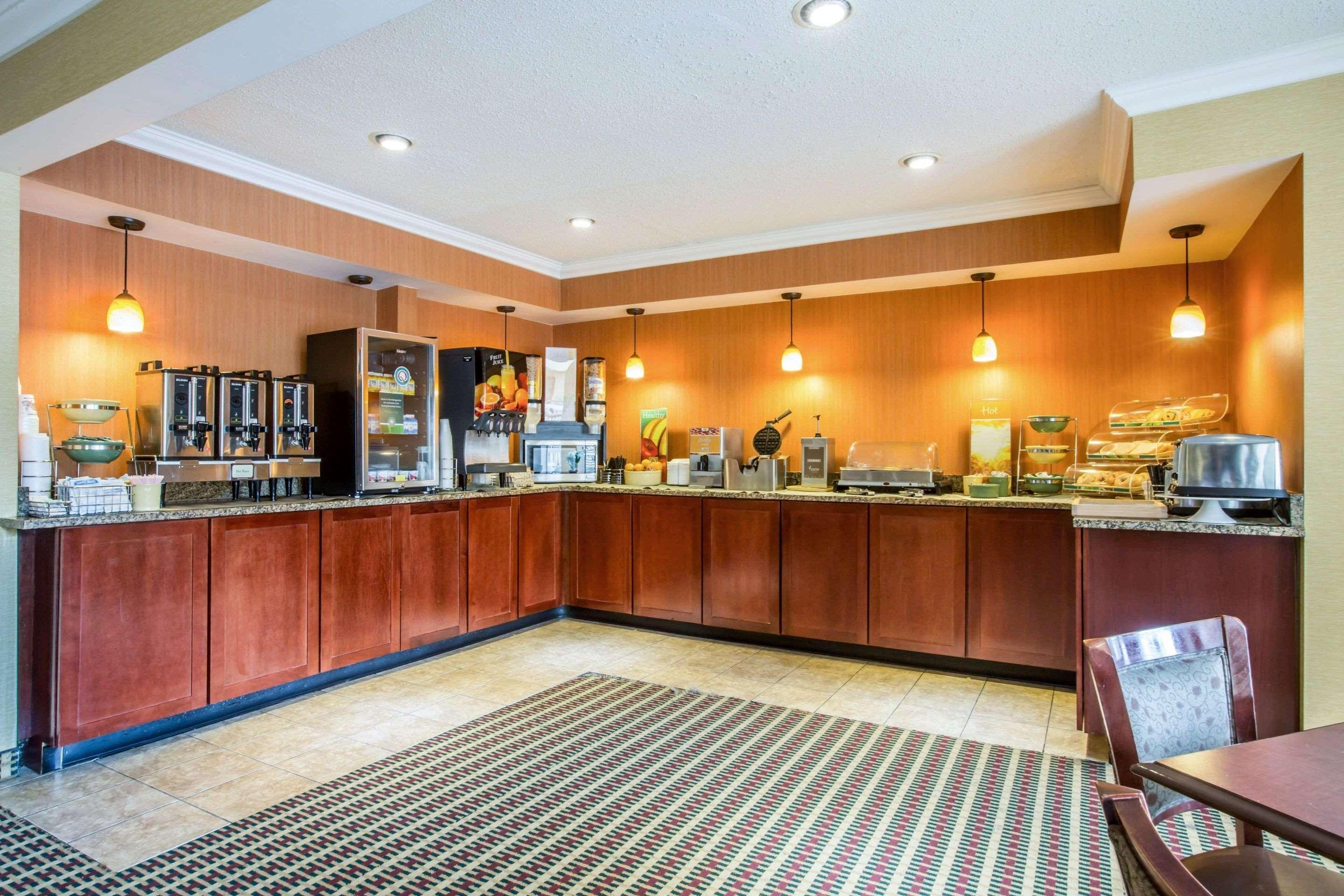 Quality Inn Colchester - Burlington Ngoại thất bức ảnh