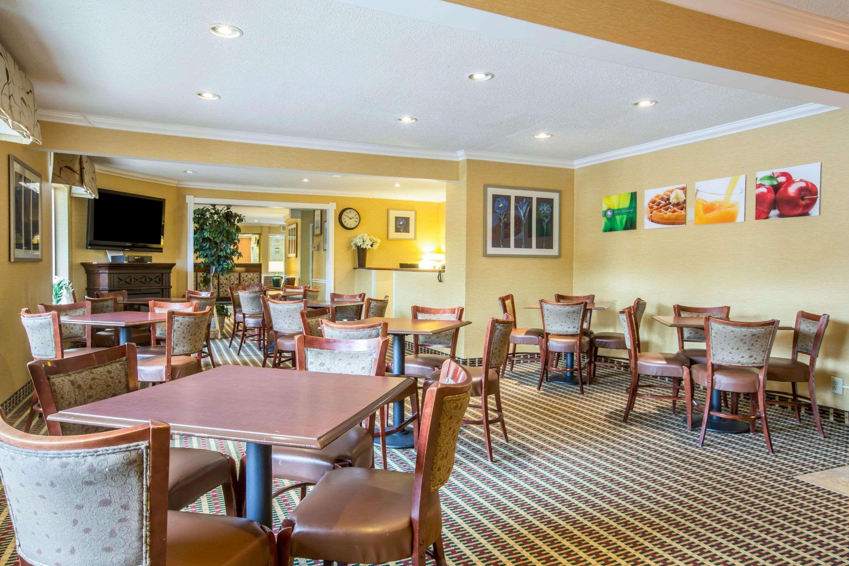 Quality Inn Colchester - Burlington Ngoại thất bức ảnh