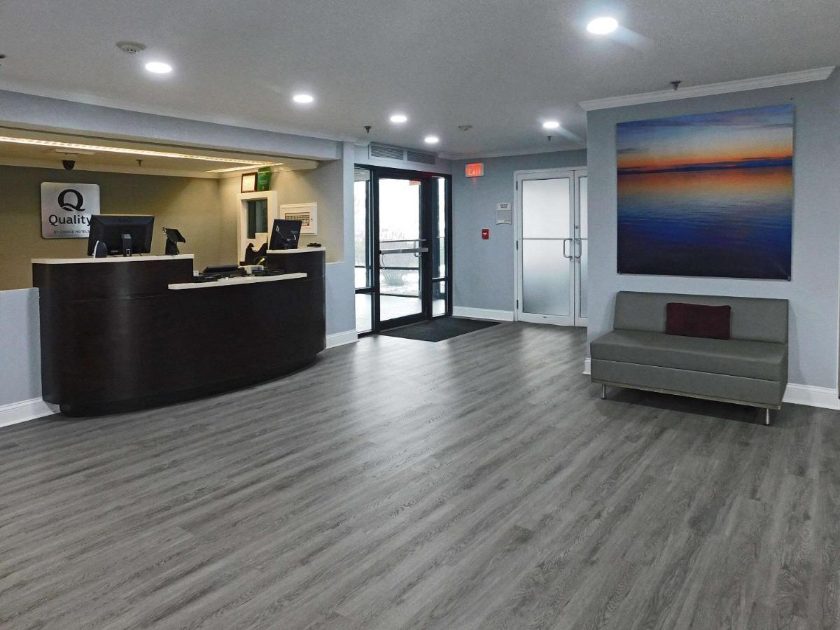 Quality Inn Colchester - Burlington Ngoại thất bức ảnh