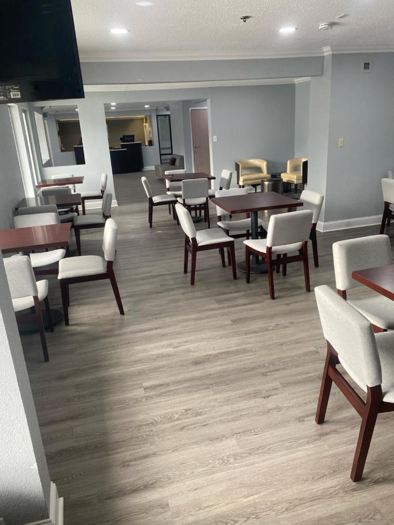 Quality Inn Colchester - Burlington Ngoại thất bức ảnh